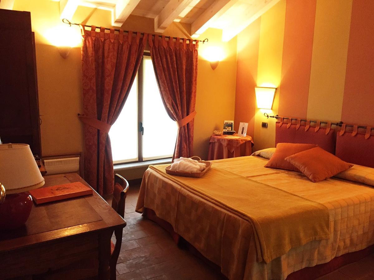 Hotel Locanda Da Carla Vigevano Kültér fotó